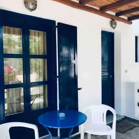 شقة Cozy Apartment, Platys Gyalos, 5' From Psarou بلاتيس يالوس